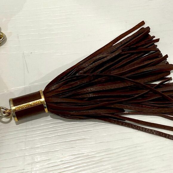 Michael Michael Kors Brown Canvas Foldover Jet Set Signature Shoulder Bag - Picture 15 of 17